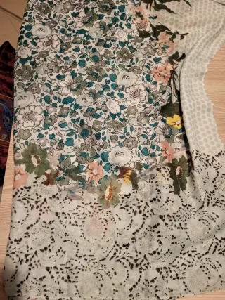 Pañuelo floral vintage verde y turquesa