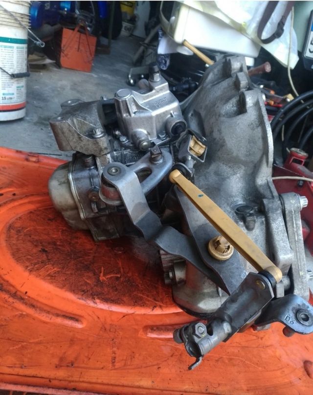 Cambio manuale 5 rapporti Opel CorsaD1.2