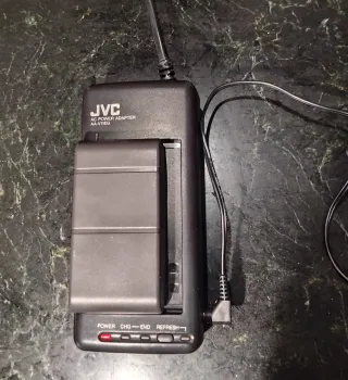 Videocámara JVC Compact VHS 14x Zoom