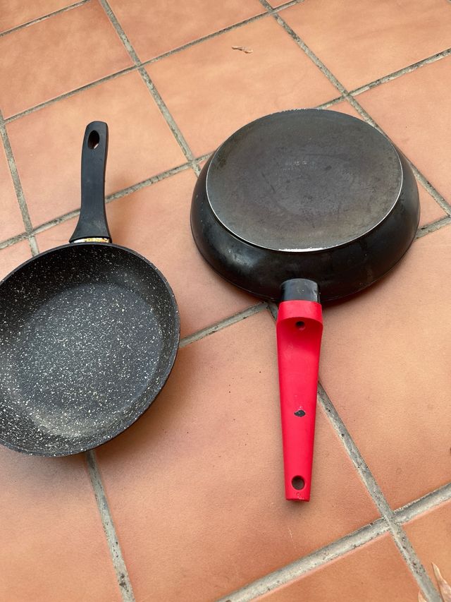 Sartén Castey 28cm Mango Rojo