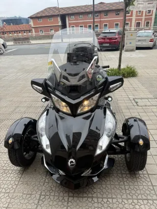 Can-Am Spyder RT Limited 40.000 km. Como nueva.