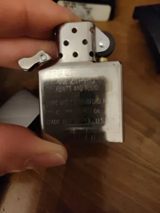 Zippo Accendino Peperoncino USA
