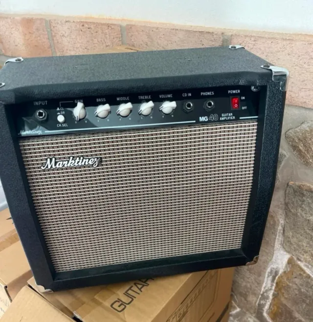Amplificador guitarra Marktinez MG40
