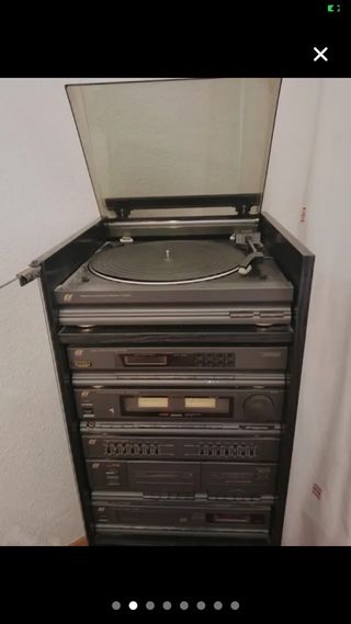 Mueble cadena musical madera y cristal