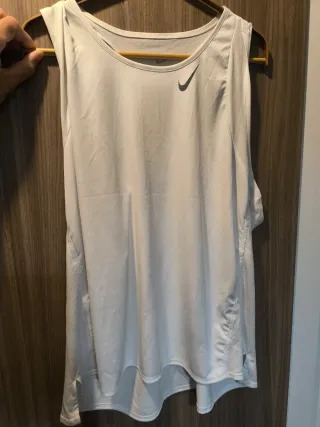 Camiseta tirantes Nike running blanca