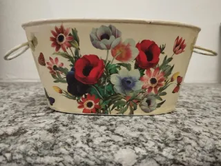 Portavasos/Portaoggetti con fiori