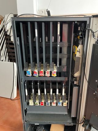 Máquina Vending Elite 24