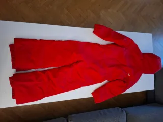 Mono de nieve rojo talla 6 años