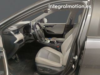 Toyota Rav4 2.5l 220H Advance