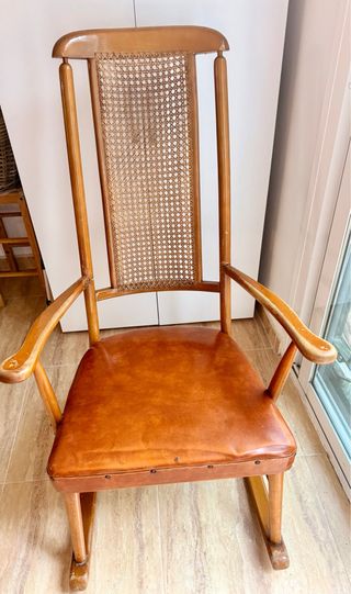 Silla Mecedora Madera y Cuero
