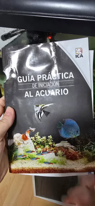 Acuario 89L