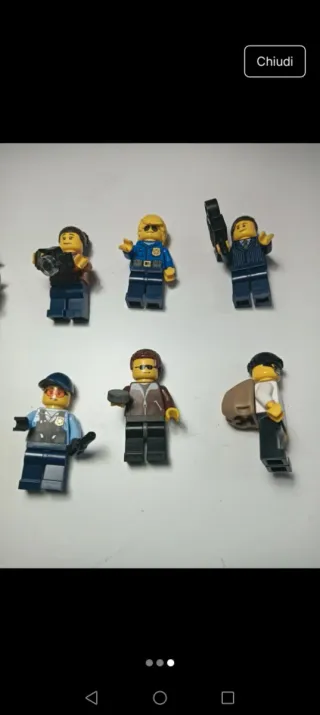 Lego: Set di personaggi e moto
