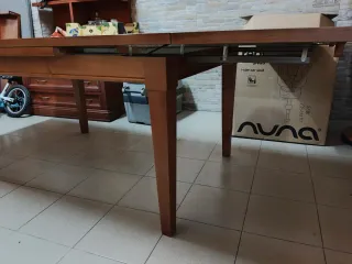 Mesa de salón de madera maciza
