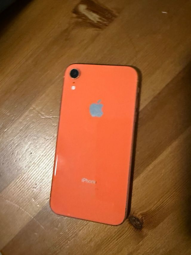 iPhone XR 128GB Naranja