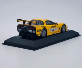 CHEVROLET CORVETTE C5-R GTS 2002 1:43 MINICHAMPS