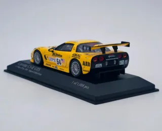 CHEVROLET CORVETTE C5-R GTS 2002 1:43 MINICHAMPS