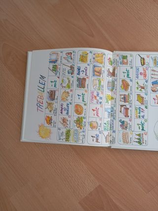 Libro infantil Lluna plena, lectures i jocs.