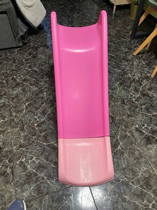 Tobogán infantil rosa