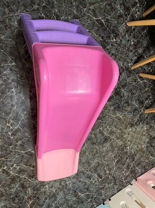 Tobogán infantil rosa