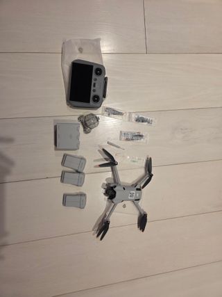 DJI Mini 4 Pro Fly More Combo