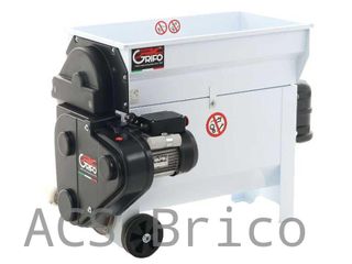 Despalilladora Chapa de Uva con Bomba - 2 HP - 2000 kg/h - 87x50 cm - Grifo