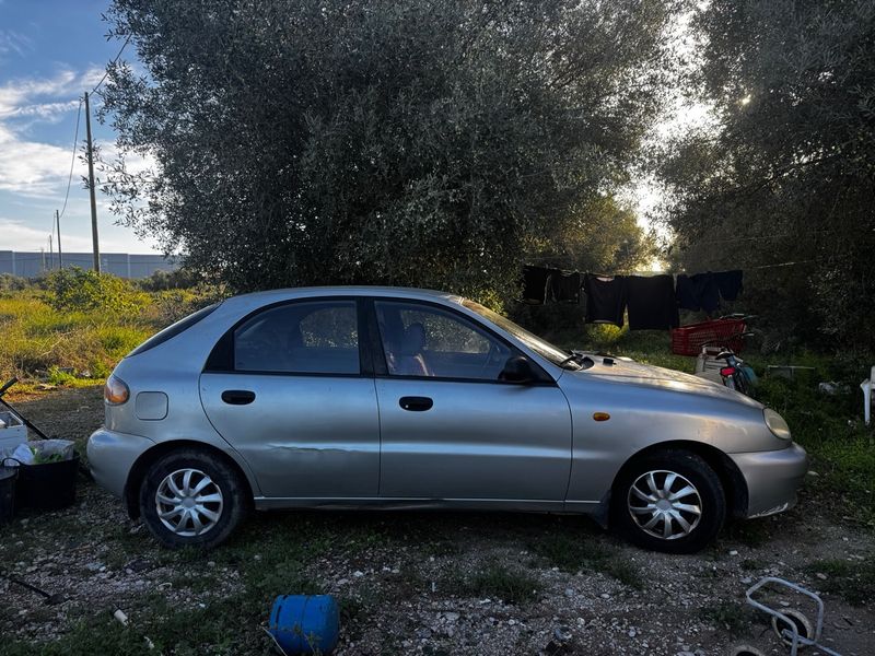 Daewoo Lanos 2002 - foto 1