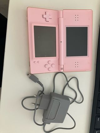 Nintendo DS Rosa con cargador
