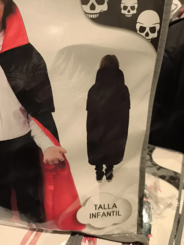 Capa Vampiro Infantil Doble Roja unos 100cm Nueva