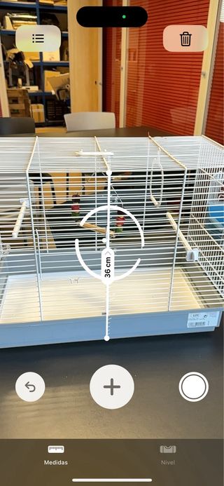 Jaula para pájaros blanca