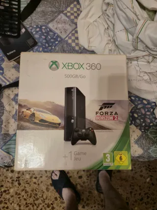 Xbox 360 500GB + 5 juegos