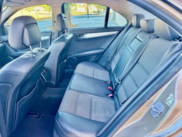 Mercedes-Benz Clase C 2010