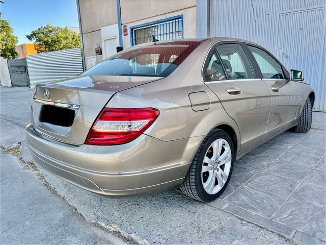 Mercedes-Benz Clase C 2010