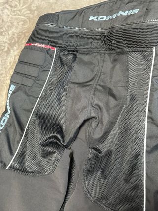 Pantalón de moto Komine negro
