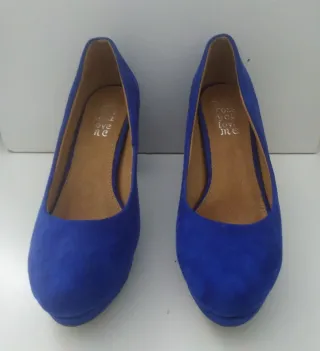 Zapatos de tacón azul