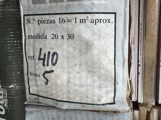 Azulejo cerámico con brillo