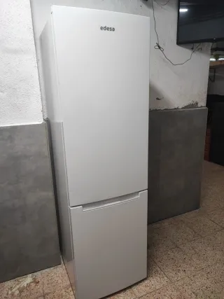 Nevera Edesa Blanca. Nueva