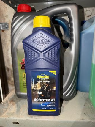 Aceite moto Putoline Scooter 4T 10W-40