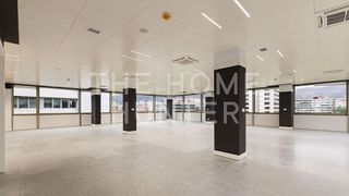 Oficina en alquiler en Les Corts en Barcelona
