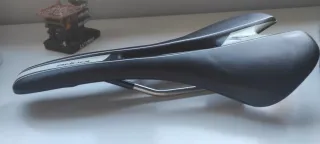 Sillín Specialized Toupe 143mm Negro