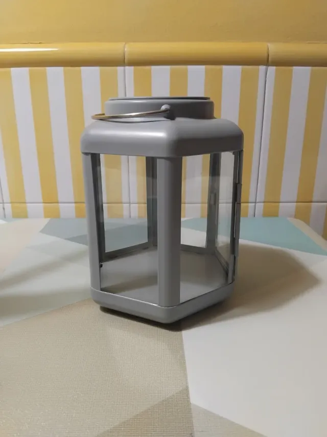 Farolillo Ikea Gris y Transparente incluye pilas