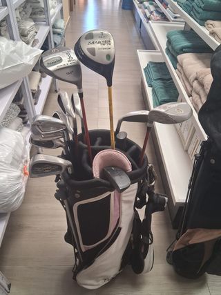 2 Sets de Golf - M a k s e r y Pinseeker