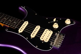 Guitarra Eléctrica Jet JS400-PLMR Morado
