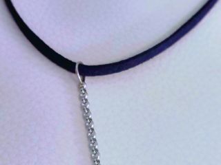 Gargantilla piel  y colgante acero