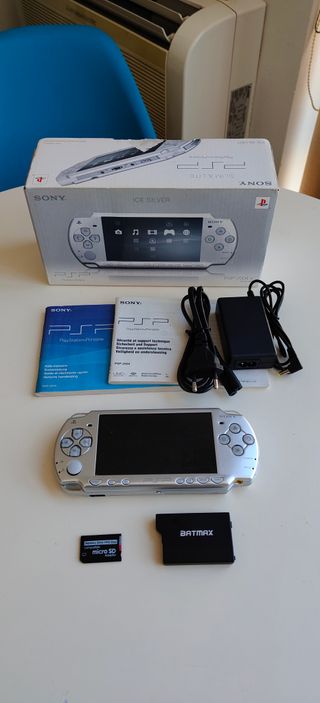 Sony PSP 2004 Argento + Scatola