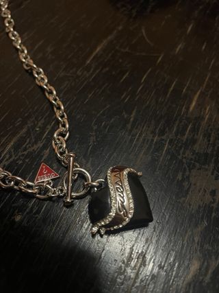 Collana Guess cuore nero e argento