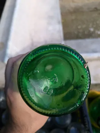 Bottiglia in vetro verde