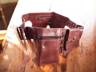 Cintura pelle stile Viking-Vintage con tasche