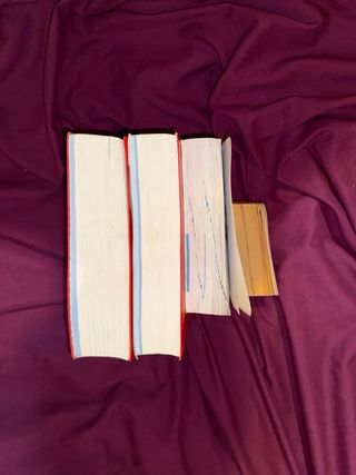 Pack de tres diccionarios + uno de regalo.