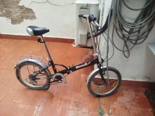 Bici plegable Road 20 negra excelente estado.