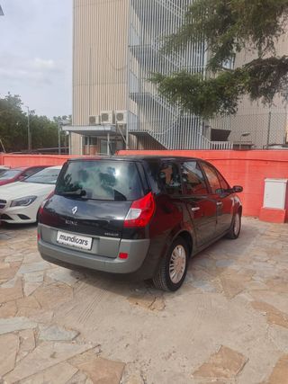 Renault Grand Scénic Dynamique 7 plazas 1.9dCi EU4